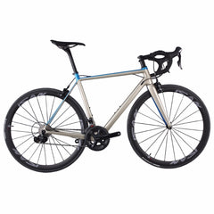 Super Light Carbon Road Bike Smooth Shifting